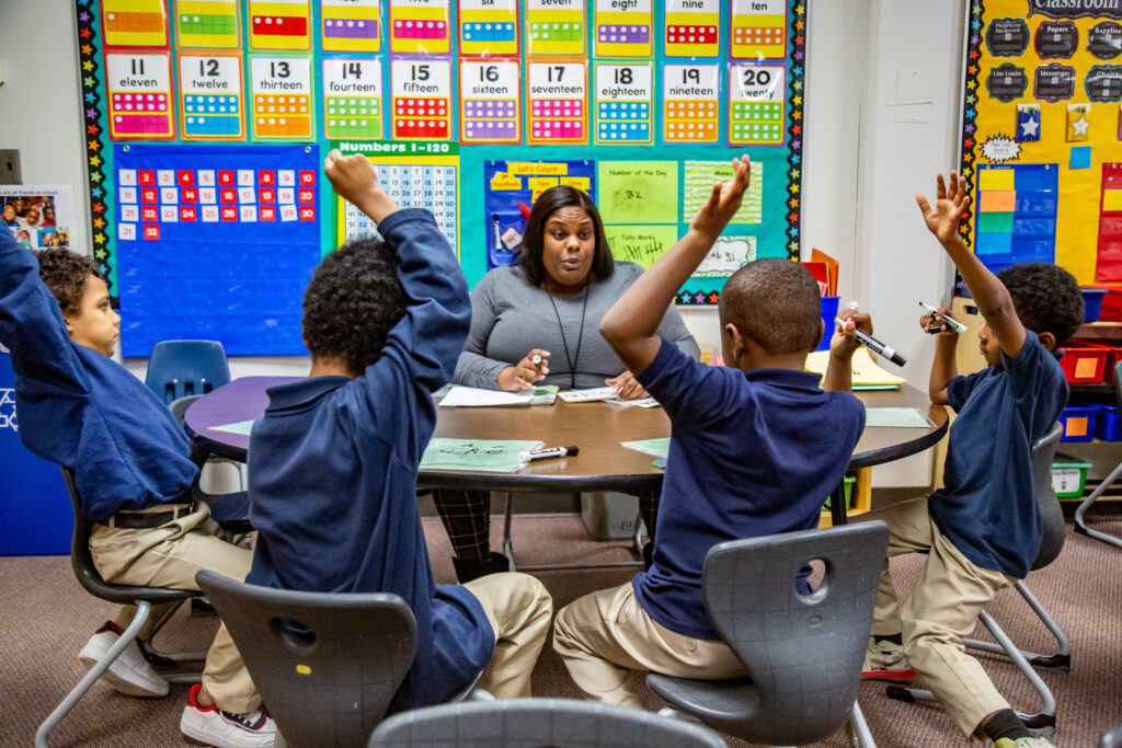 Elementary-Classroom-at-Maxfield-Elementary-in-St.-Paul-MN-1024x683