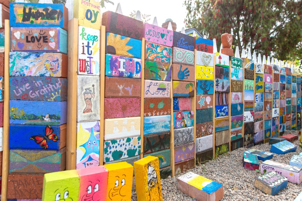 Brooks Bricks: Laguna Beach Street Art Gallery Spreads Joy