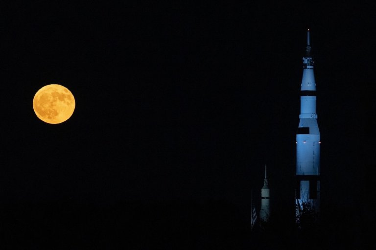 Michael DeMocker/ NASA/ SWNS